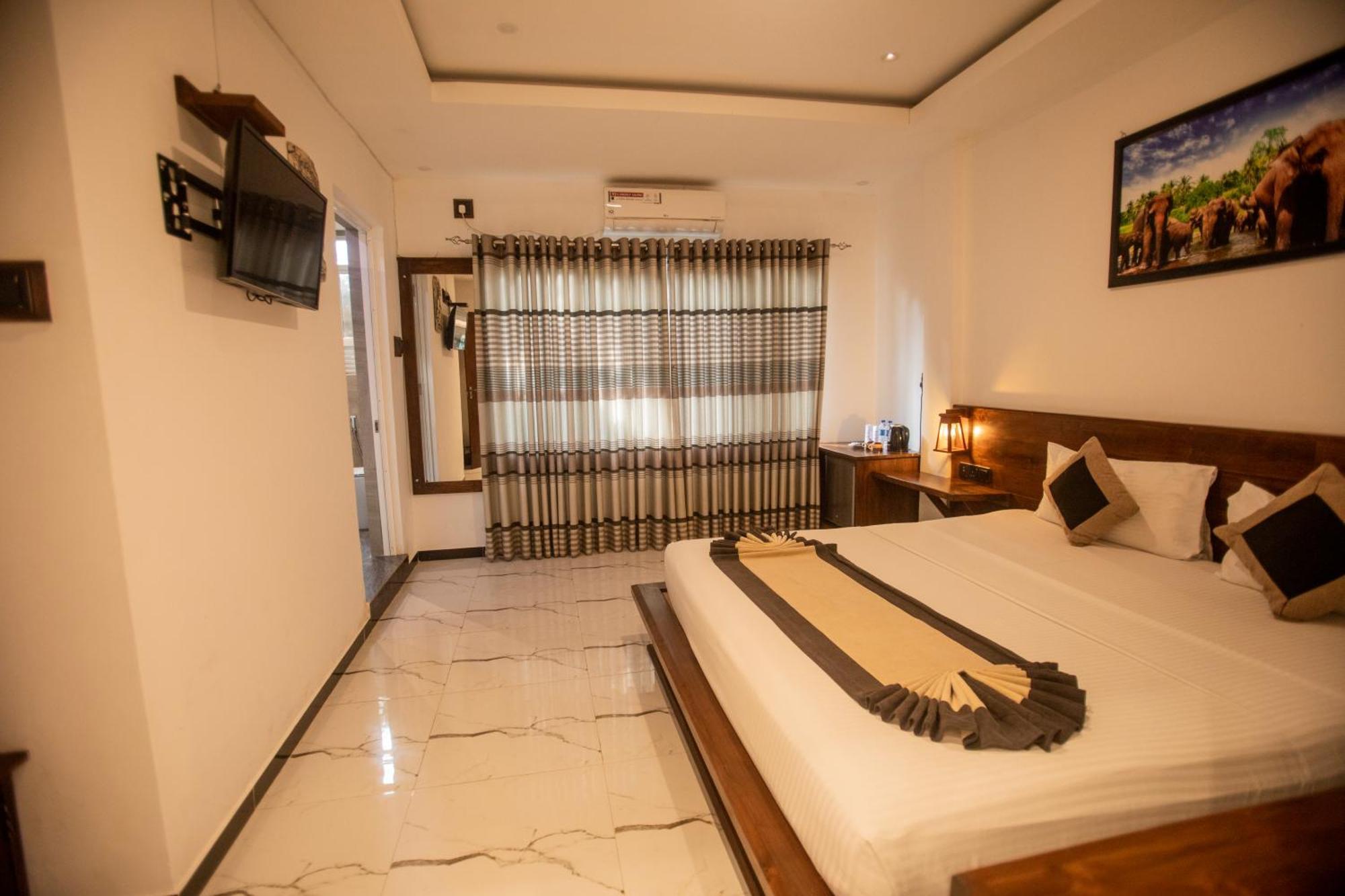 Hotel Supreme Dambulla Exterior foto